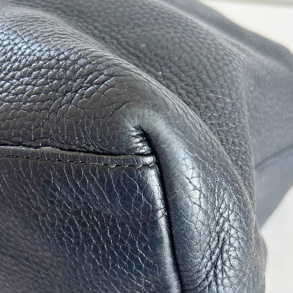 Gucci Soho Chain Shoulder Bag Black Pebbled Leather - Picture 10 of 16